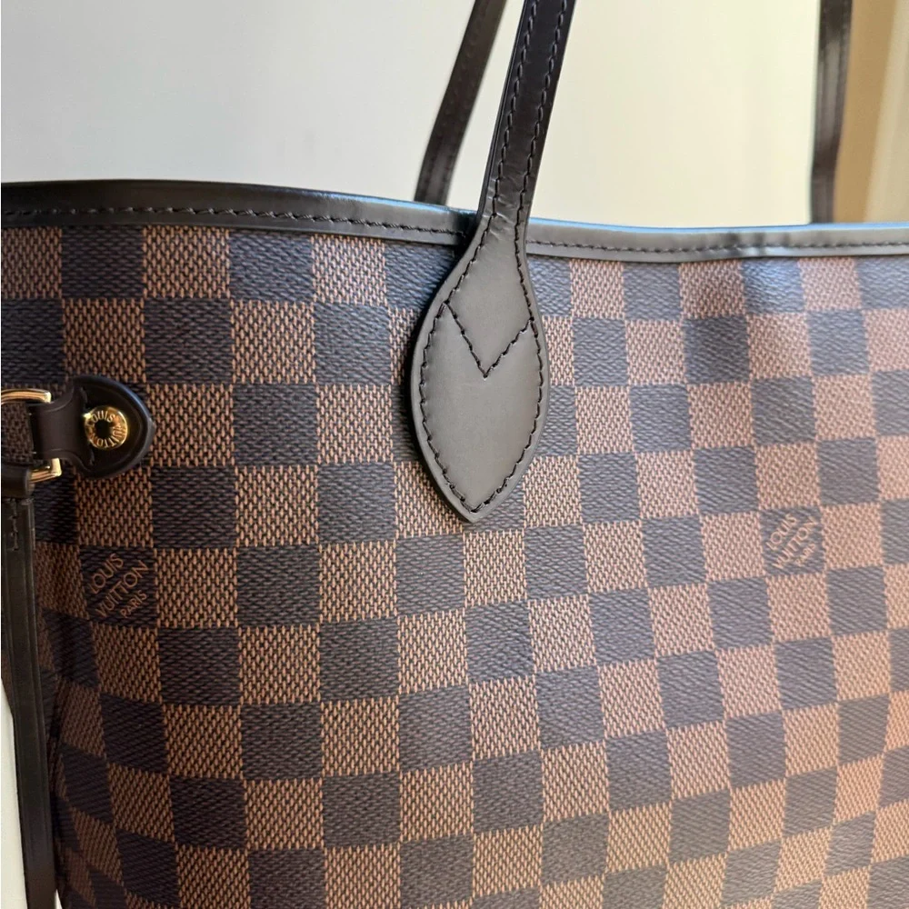 Louis Vuitton Neverfull MM Damier (checkered) - Picture 3 of 7